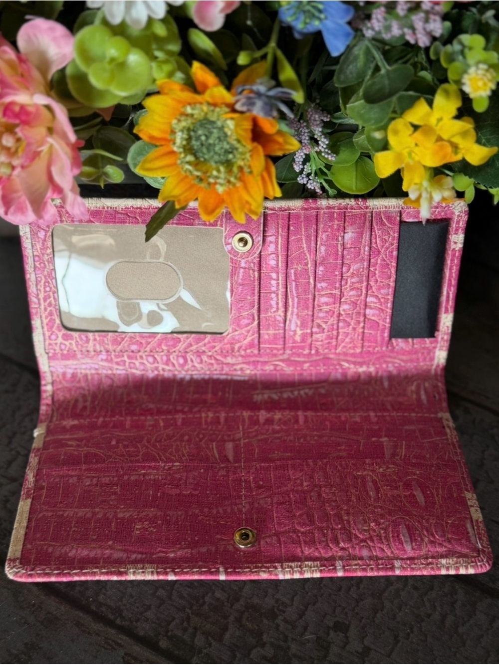 Brahmin Ady Wallet Empower Sakura Genuine Leather NWT pink  plaid houndstooth - Picture 6 of 8